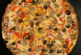 Tony’s trending recept: The Deluxe Cracker Thin Pizza |  Recepten